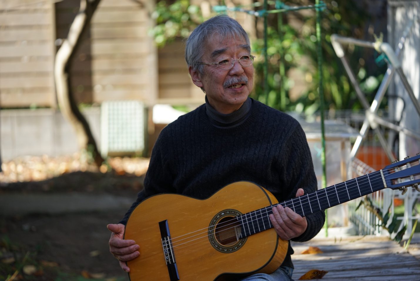 ギター人（びと）探訪 vol.1 佐藤和彦さん | お知らせ | アイゼナハ