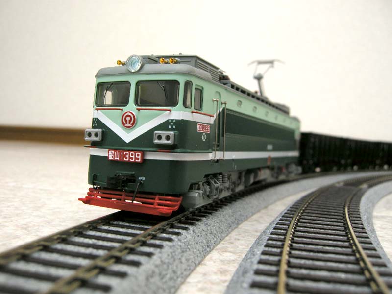 中国型の鉄道模型（HOゲージ）: 今年も鉄道趣味に走ります。 （鉄道