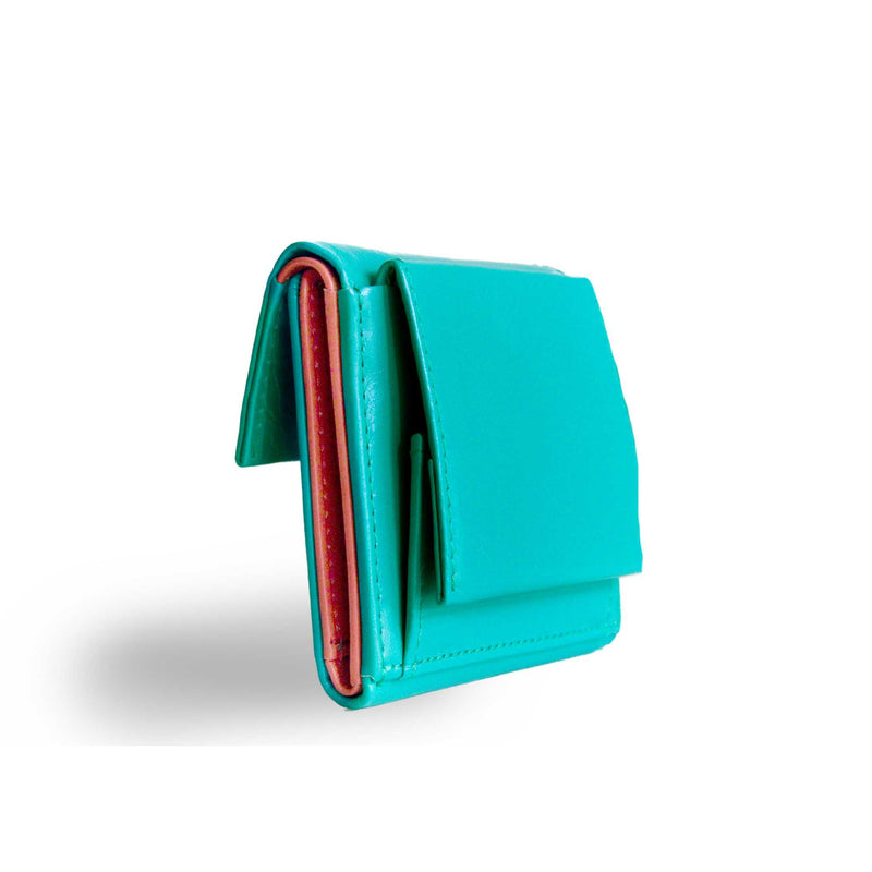 極小二つ折り財布】 イタリア製牛革で仕立てるコンパクト財布