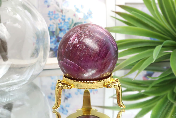 インド産ルビーのスフィア - パワーストーンのFairy Kiss(21-gs0925-01)