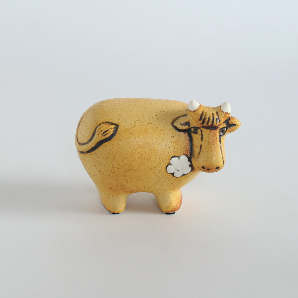 リサラーソン(Lisa Larson) 牛（スウェーデンのお花のうし）の置物の