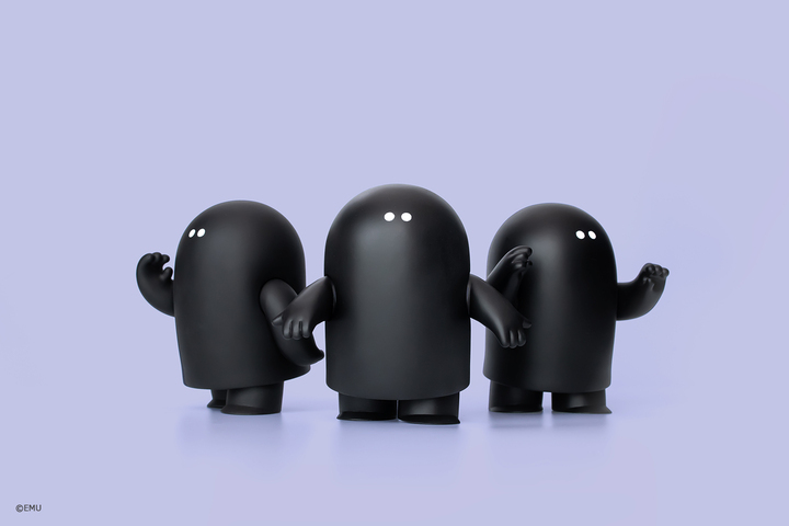 EMUの「黒板こけし」がソフビになり、新たに動き出す！木工