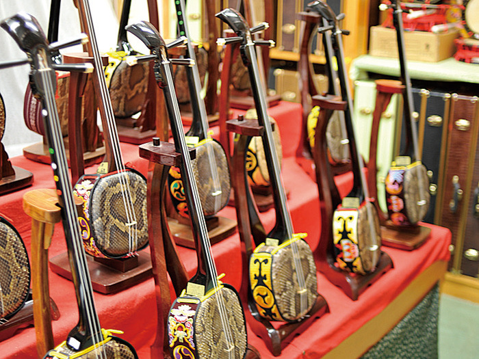 池武当新垣三線店｜スポット・体験｜沖縄市観光ポータルコザウェブ