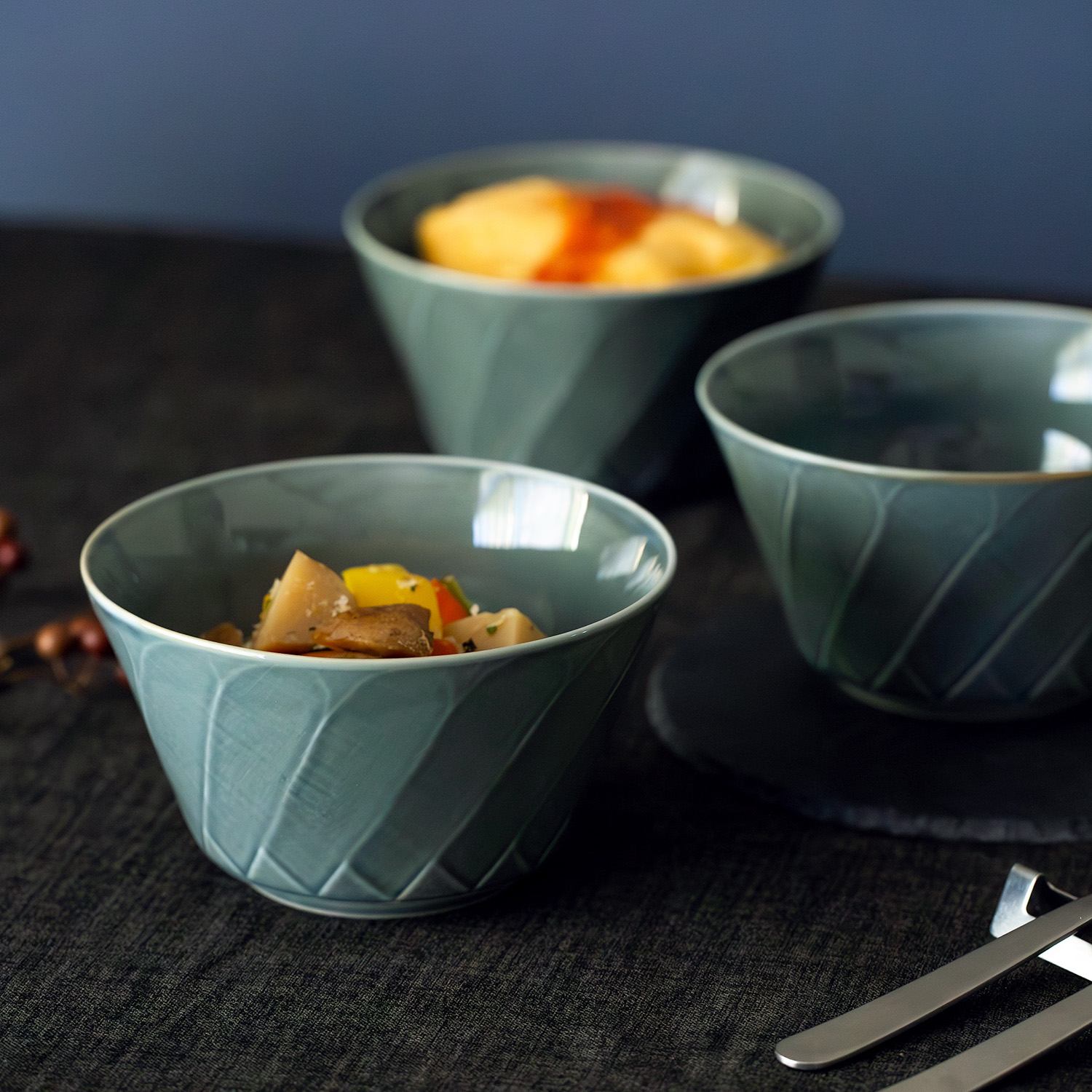 Standard Edition｜彫刻紋〈藍墨〉ボウル 大｜西海陶器 | SAIKAI B