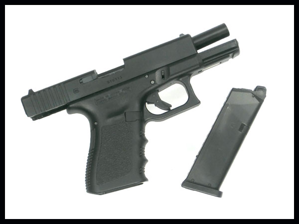 東京マルイ ガスハンドガン グロック19 Gen3 予備マガジン付 ほぼ未