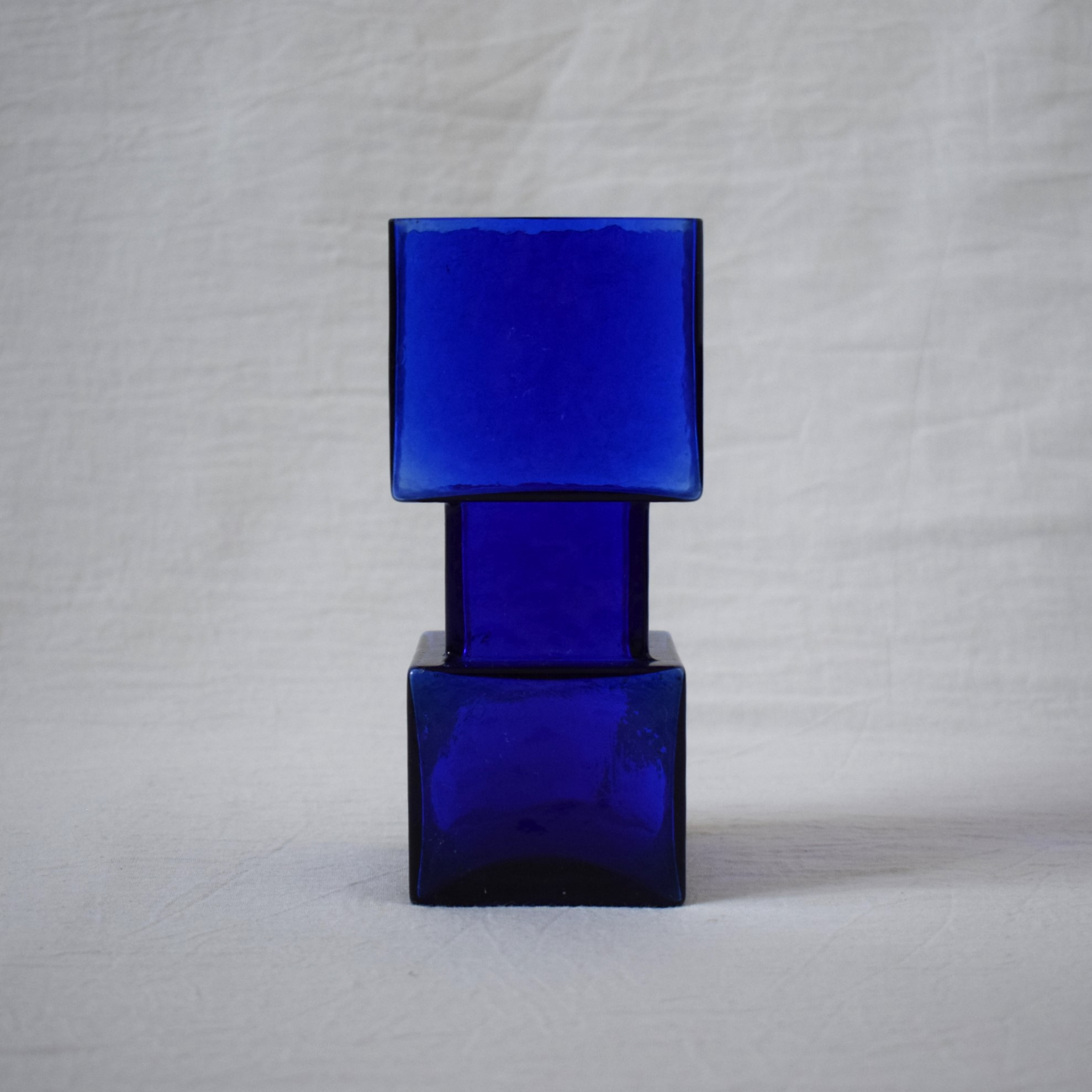 コバルトブルー・花瓶 / フラワーベース・北欧デザイン | florantik