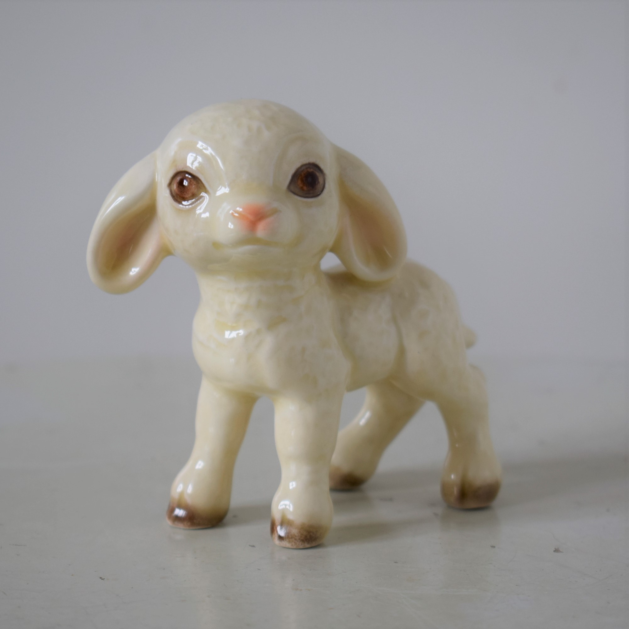 ▽Goebel ゲーベル 羊と少女