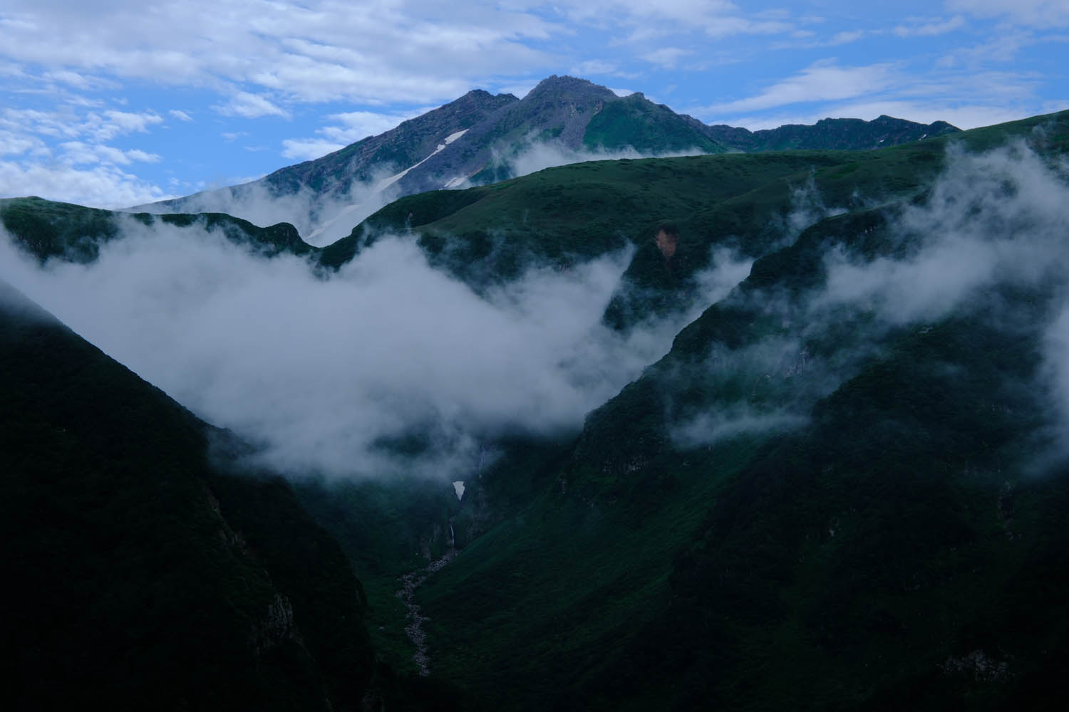 X-H2: 風景写真 x 小松ひとみ | X Stories | FUJIFILM X Series & GFX