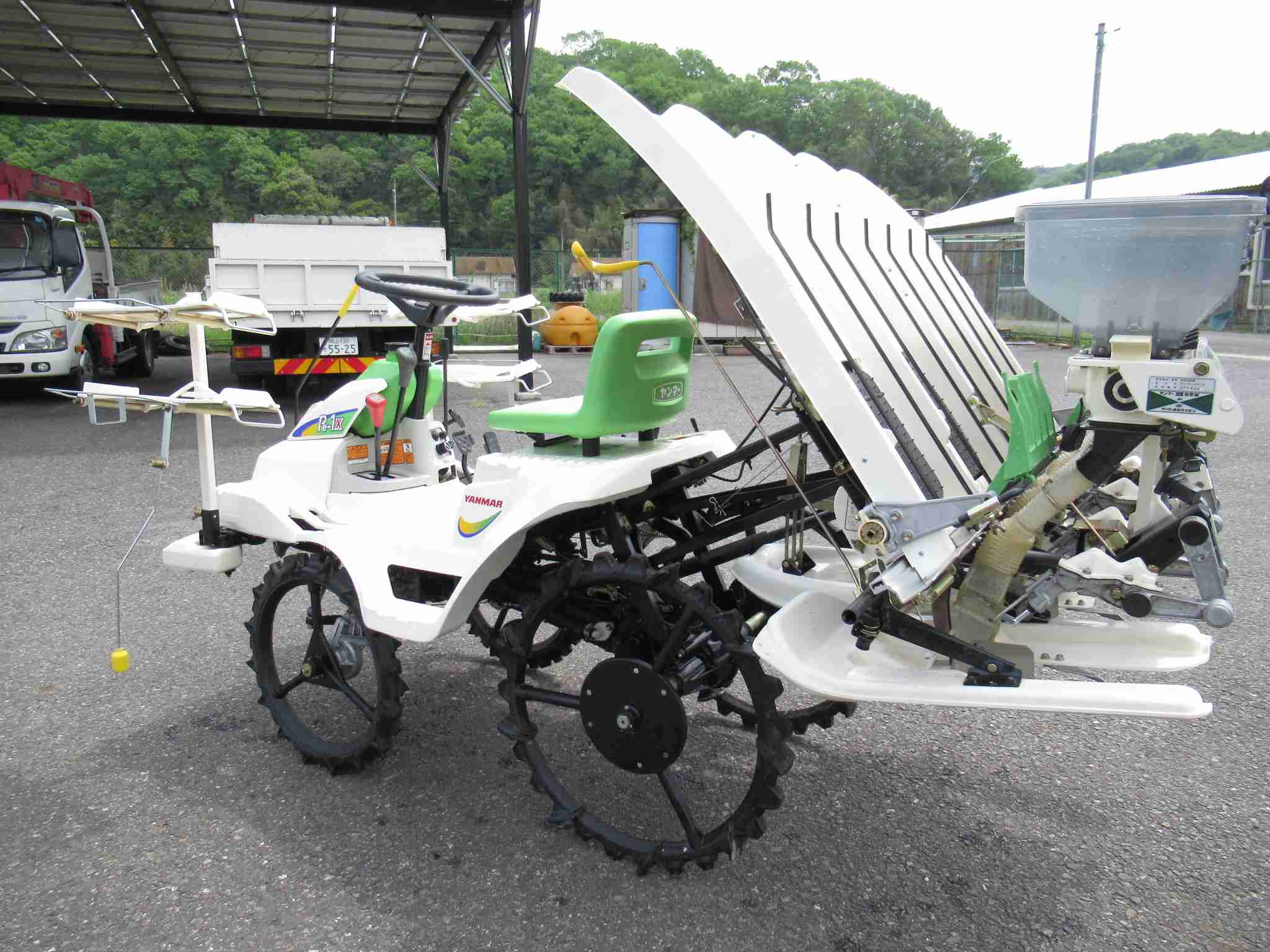 田植え機 YANMAR Pe-1x 4条 | 田植機 | 商品一覧 | 優良中古農機具を