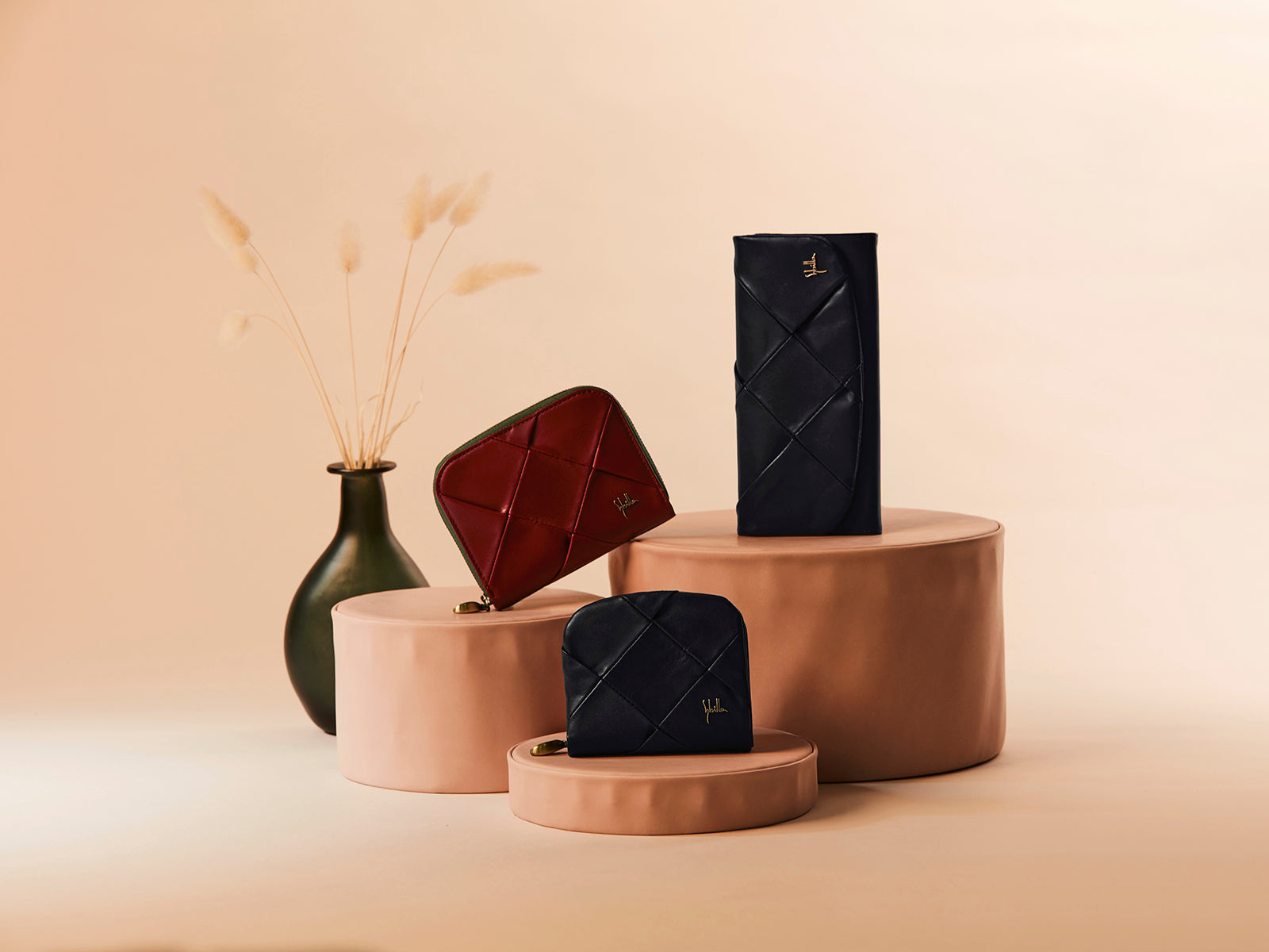 Sybilla（シビラ）の財布を扱う公式オンラインショップ