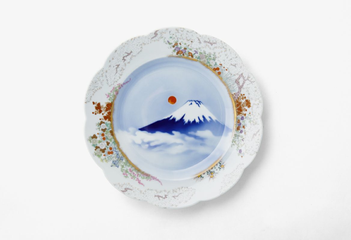 官窯富士に初日 盛皿 | 有田焼 深川製磁｜公式オンラインストア