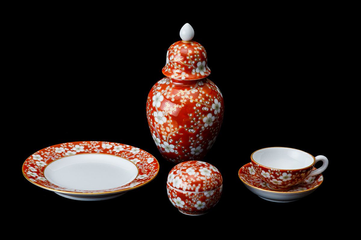 梅外赤濃 雛道具 | 有田焼 深川製磁｜公式オンラインストア