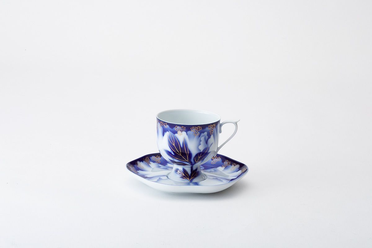 牡丹金ミル 高台コーヒー碗皿 | 有田焼 深川製磁｜公式オンラインストア