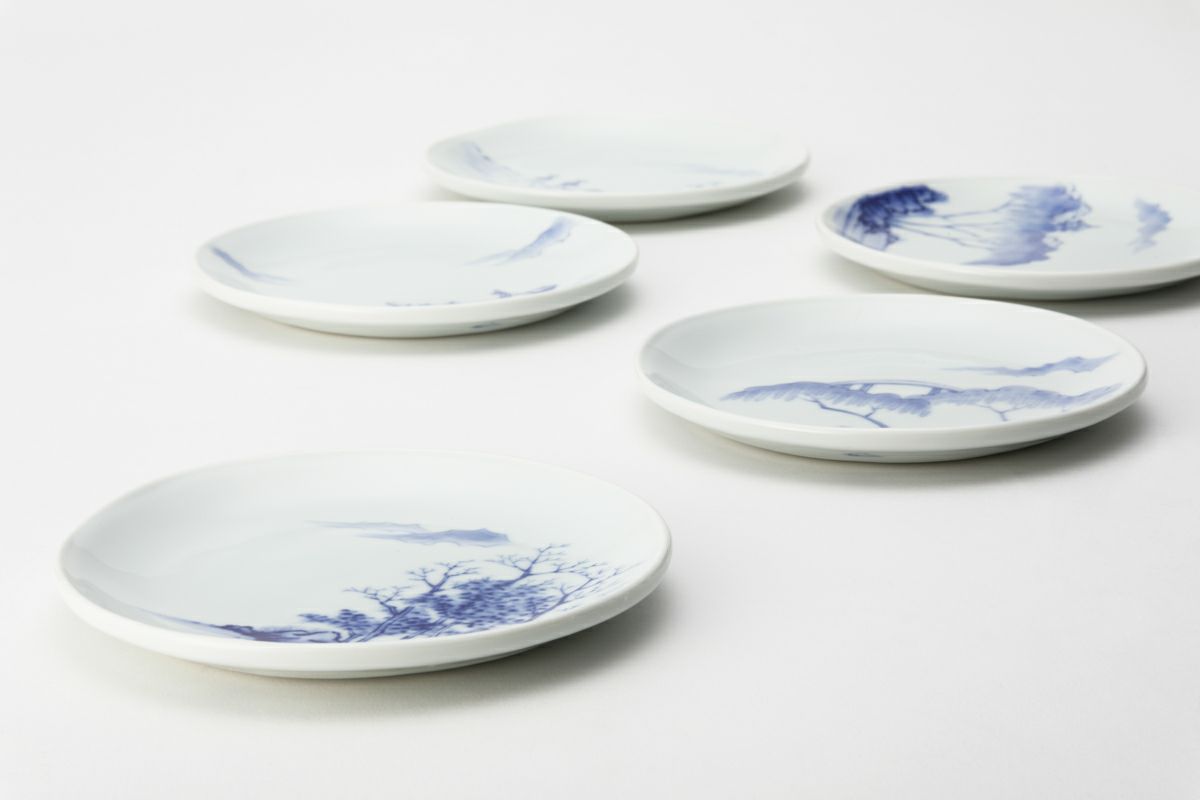 絵変山水 銘々皿揃 | 有田焼 深川製磁｜公式オンラインストア