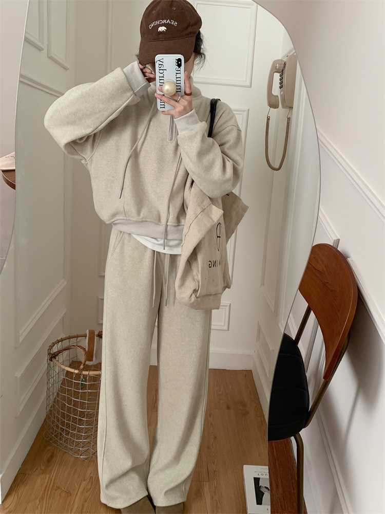 スウェット セットアップ リラックス感のあるスウェット上下セット 白