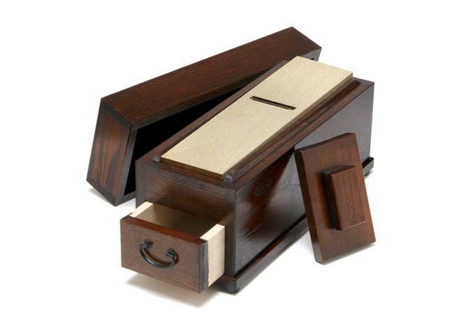 鰹節削器の通販 築地の鰹節屋、伏高が最上級の鰹節削りを届けます