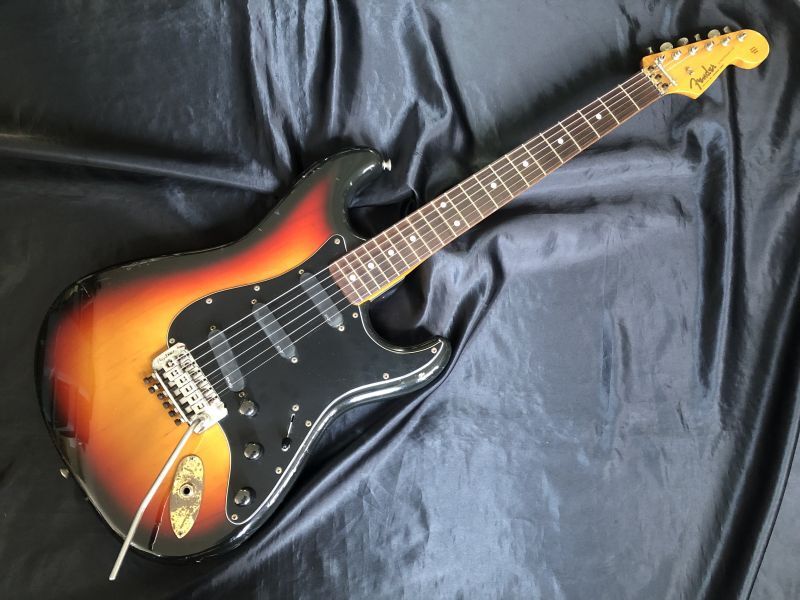Fender Japan / ST-62 Sunburst JV Serial / Lukather Custom 82年製