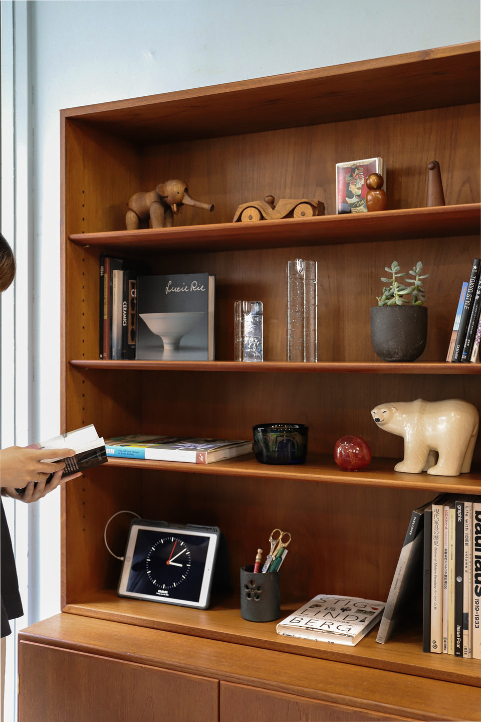 ボーエ・モーエンセン ブックケース キャビネット ソボーモブラー