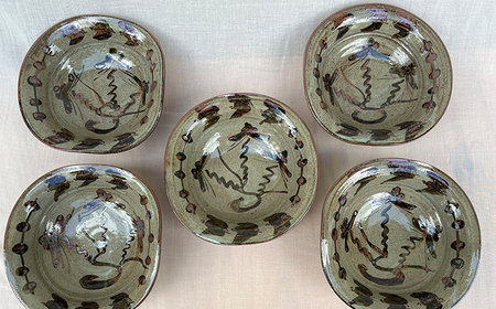 唐津焼】絵唐津松文向付 5客組 / 佐賀県 / 太兵衛窯 [41ADBR013]: 佐賀