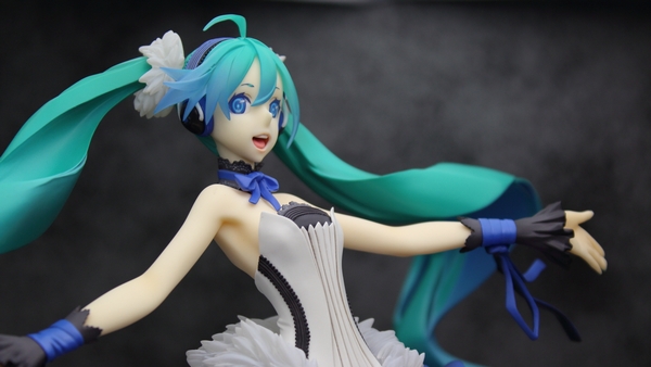 セブンスドラゴン2020】初音ミク TYPE2020 1/7スケール フィギュア