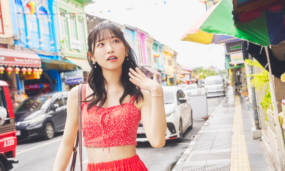 AKB48 山内瑞葵が誕生日を記念した 1st 写真集『好きになる予感』を10