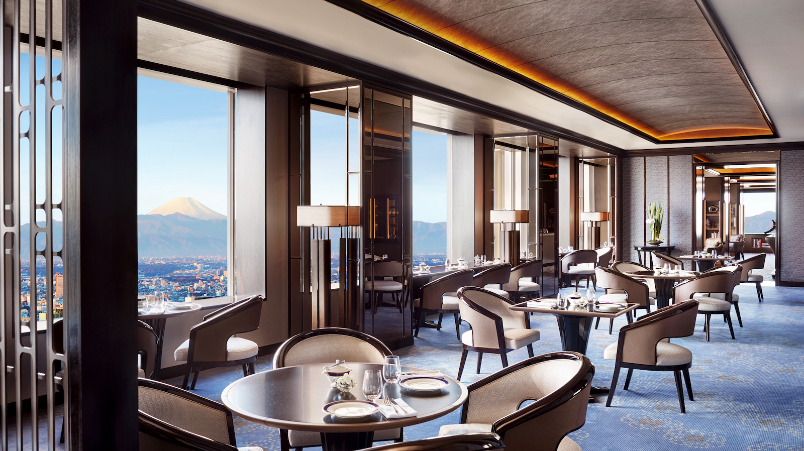 ザ・リッツ・カールトン東京」のクラブフロアは“帰りたくなる”癒しの