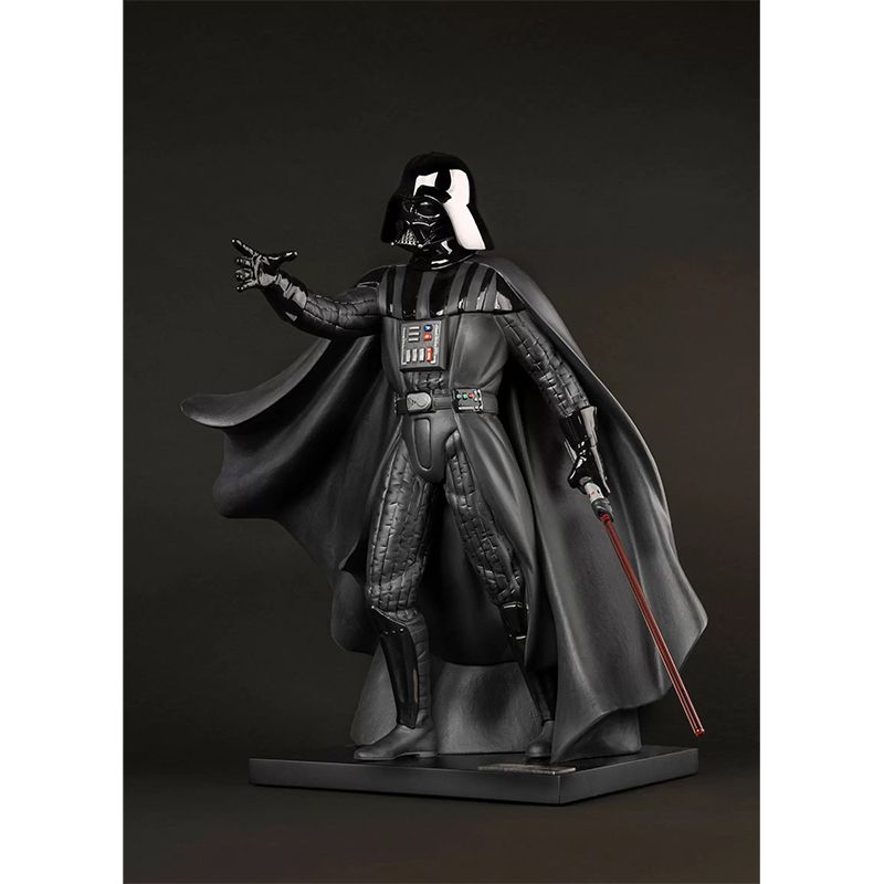 リヤドロ世界限定504個！ スター・ウォーズ「ダース・ベイダー」販売