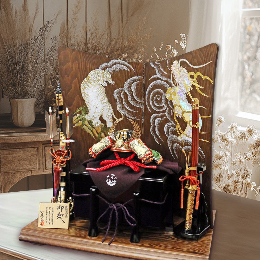 特集！床の間に飾るブラウン色デザイン 五月人形 古民家調 鎧兜飾り