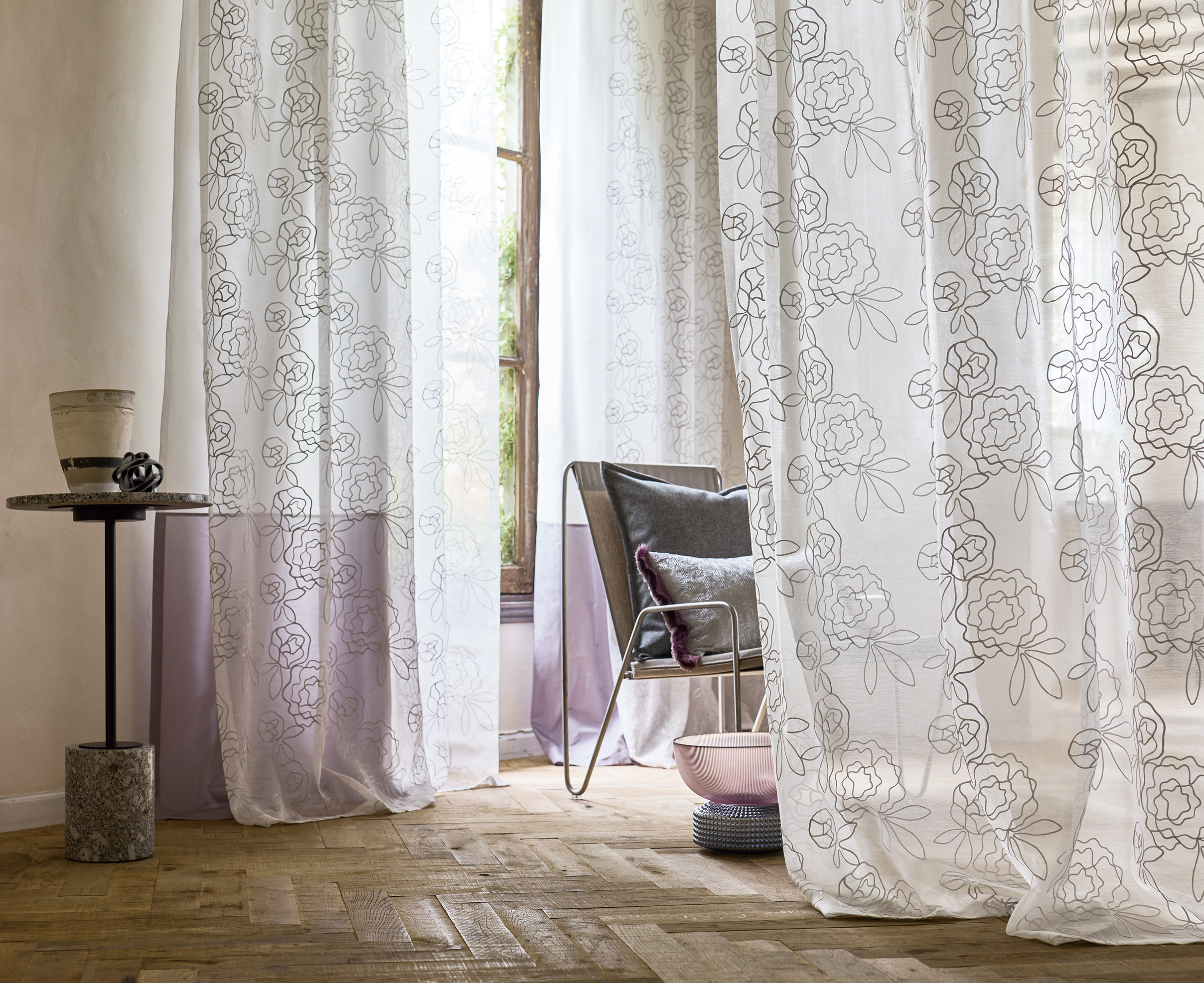 フジエテキスタイルのハクボレース｜東京のオーダーカーテンならgrandmore