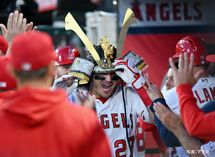 日本人をざわつかせた、エンゼルスの『兜』 真相に「さすが