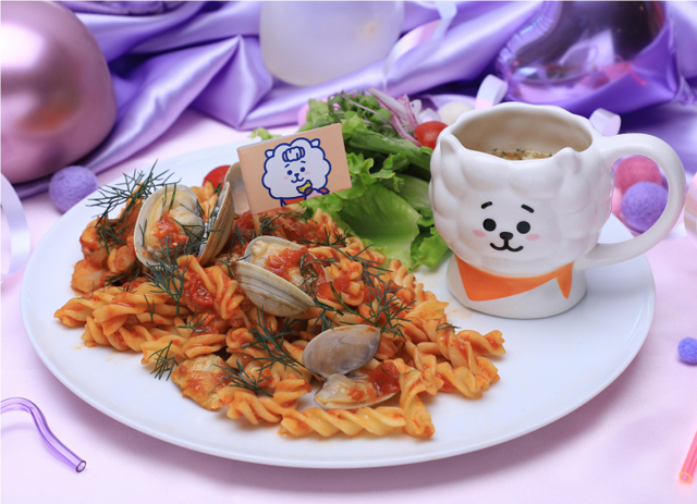 BT21 Cafe returns to Japan for autumn 2020 with adorable character