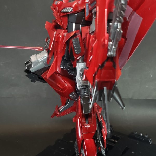 MG ZガンダムⅢ号機 P2型 レッドゼータ｜鈴木 克海さんのガンプラ作品