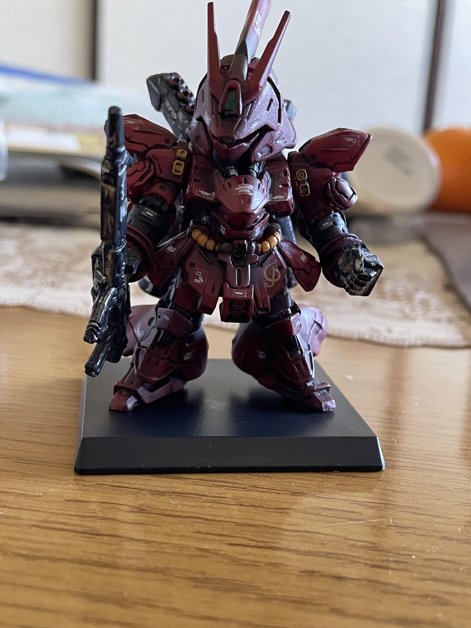 ガンダムコンバージ MSN-04サザビー｜@misaki_fukuchiさんのガンプラ