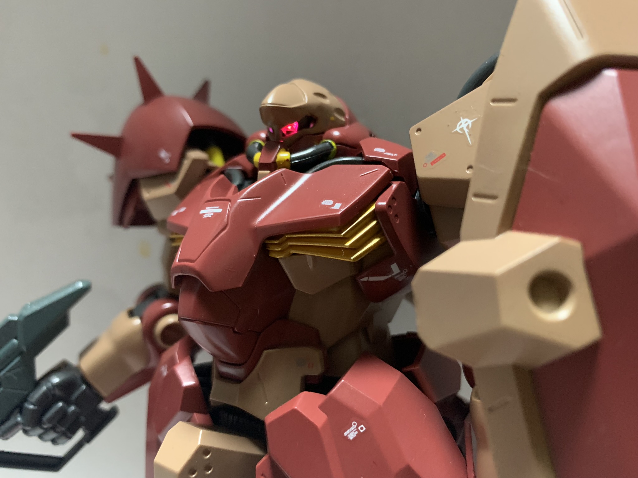 電飾改造】HGメッサー｜素組マイスター【エアブラシデビュー☆】さん