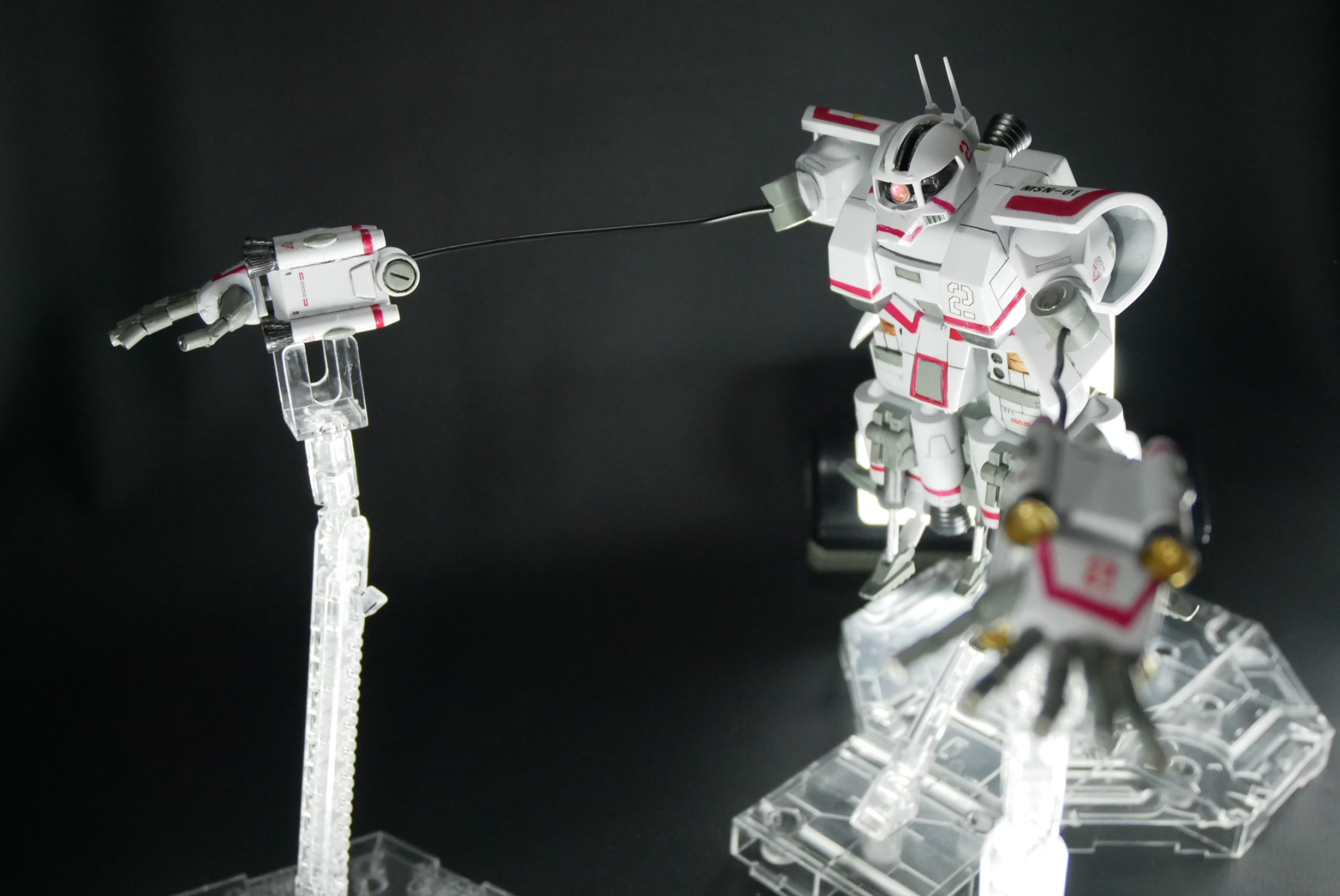 旧キット 高速機動型ザク・アッザム・ブラウブロセット もうしばらくは