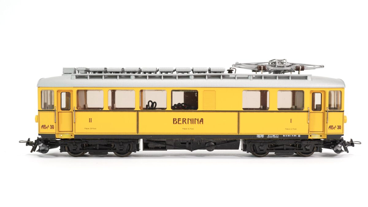 Bemo 1268 160 RhB H0m Abe 4/4 Triebwagen 30
