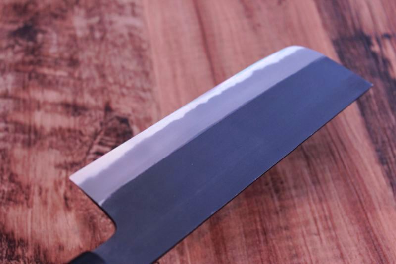 三条 日野浦刃物工房 味方屋 菜切り165mm 黒打 白紙2号鋼 水牛鎬朴柄