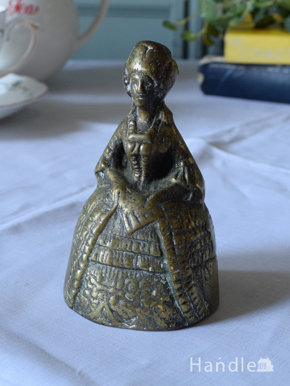 アンティークのおしゃれなフロントベル、真鍮で出来たおしゃれな卓上