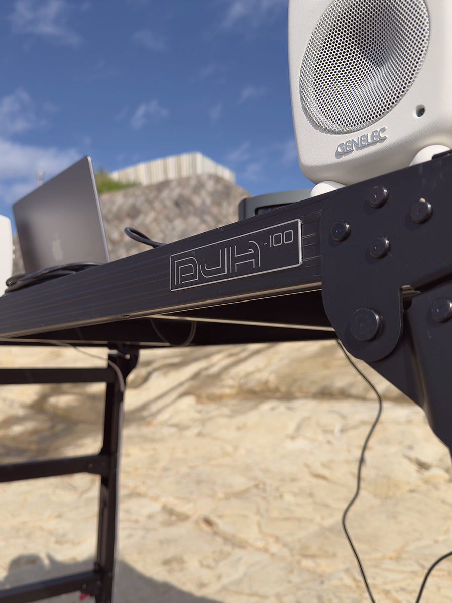 公式】長谷川工業 ポータブル DJテーブル DJH-100 脚部伸縮 簡単設置で