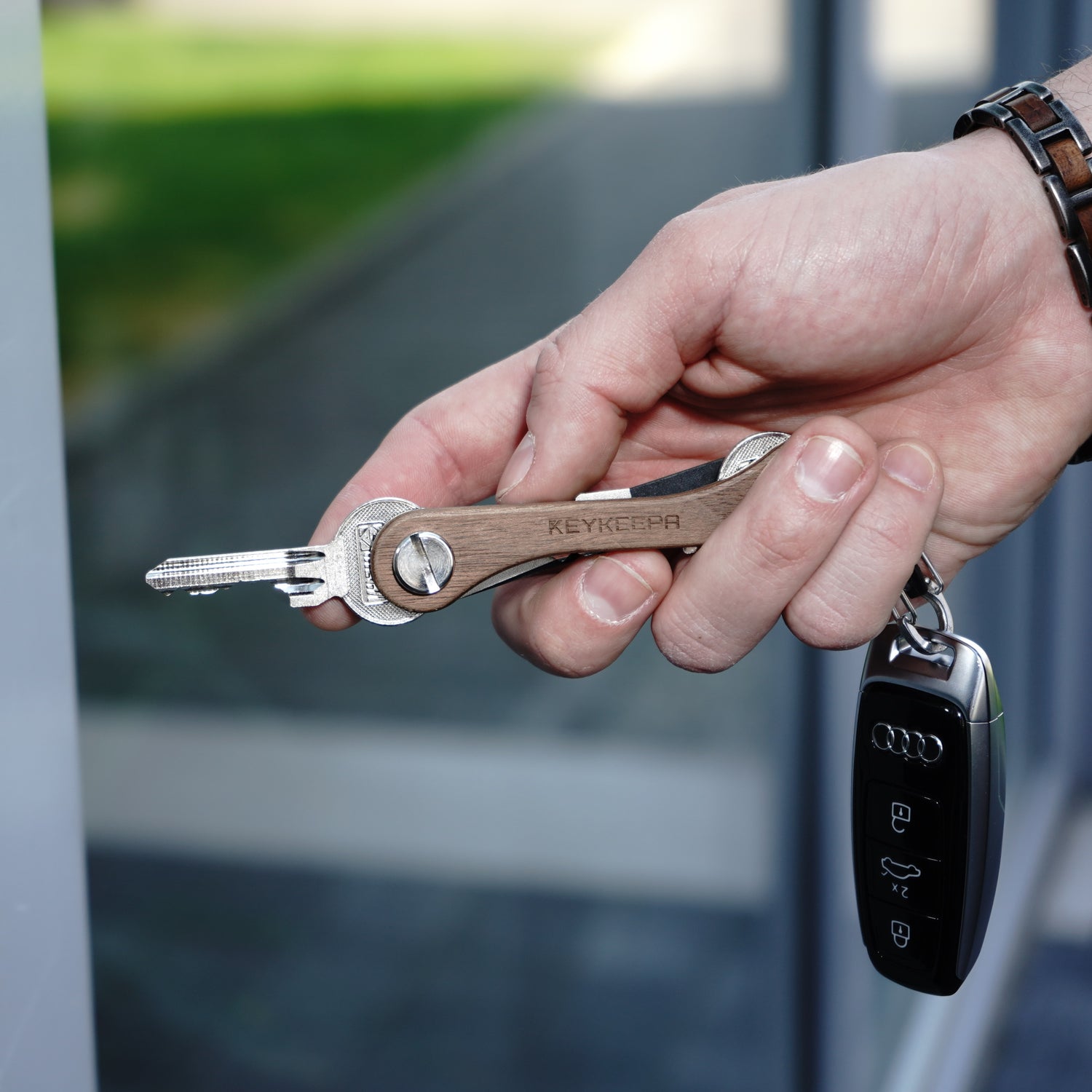 最大12個のカギが収納できるキーオガナイザー – HATCH