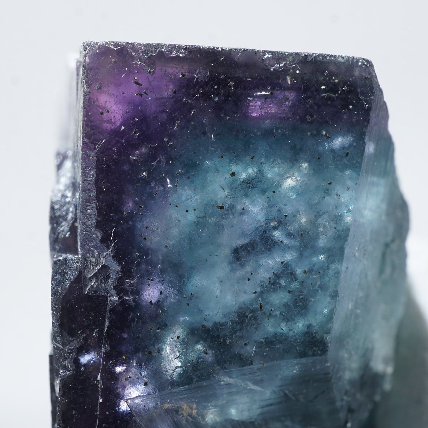 New Found》ナイジェリアAkwana産 フローライト – 天然石ハッピーギフト