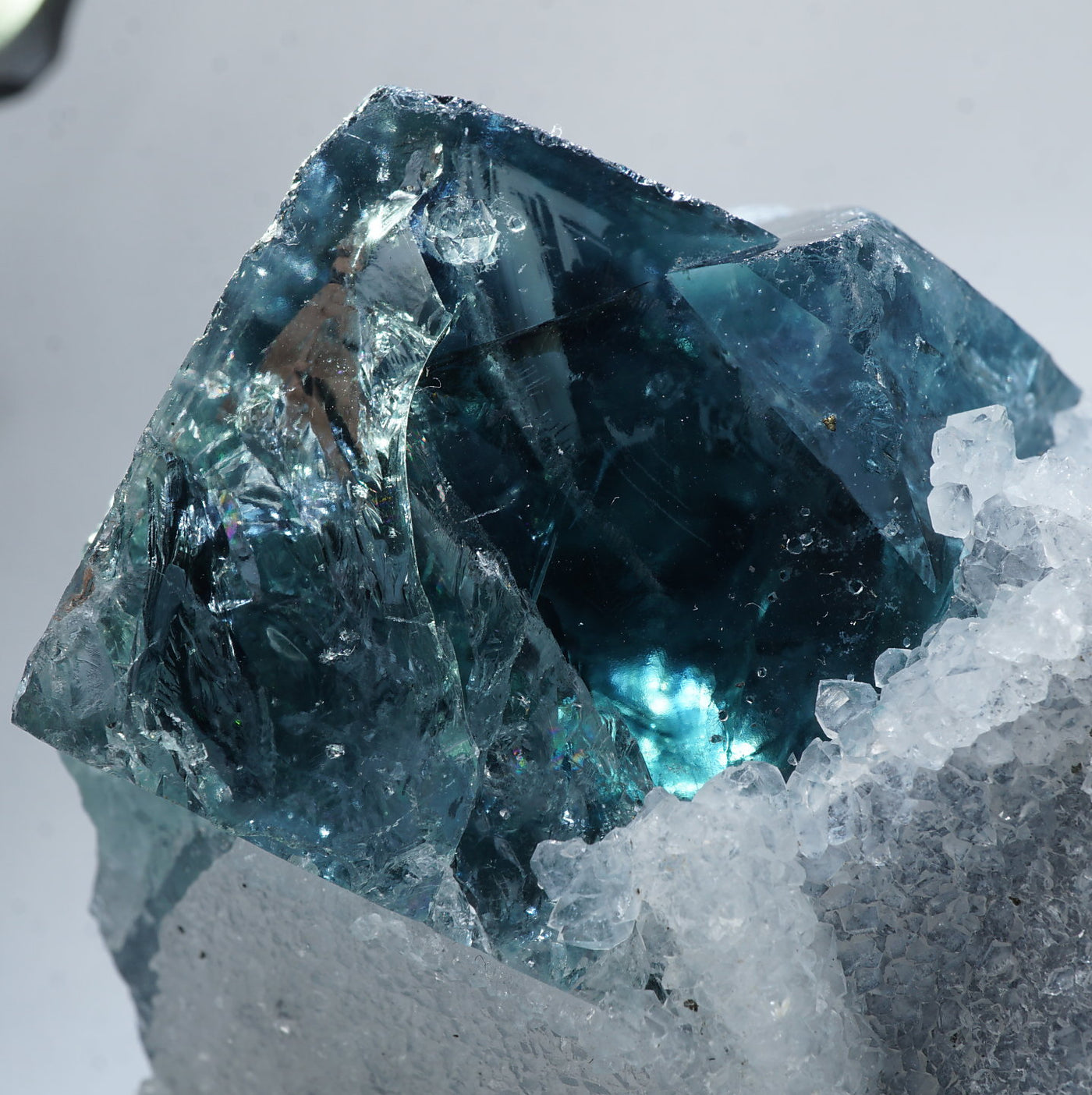 ナイジェリア Akwana産 フローライト・水晶 – 天然石ハッピーギフト