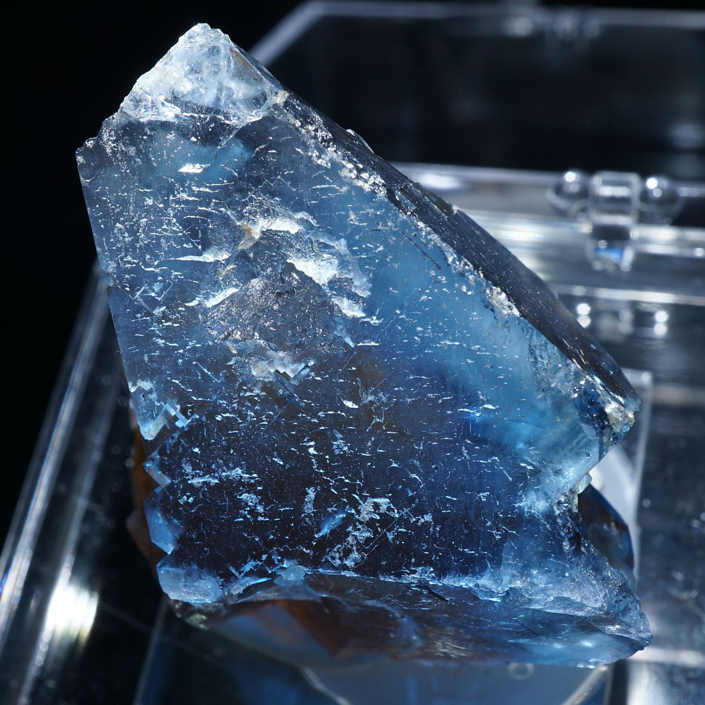 フランス La Barre(ラバール)産 フローライト – 天然石ハッピーギフト