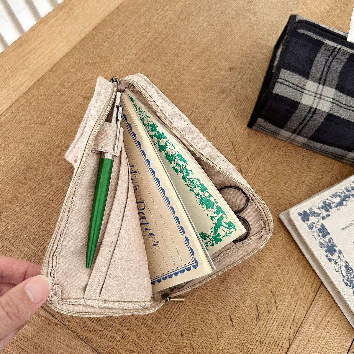 岩波書店] 岩波文庫 ポケットリブレポーチ – HEMING'S official online