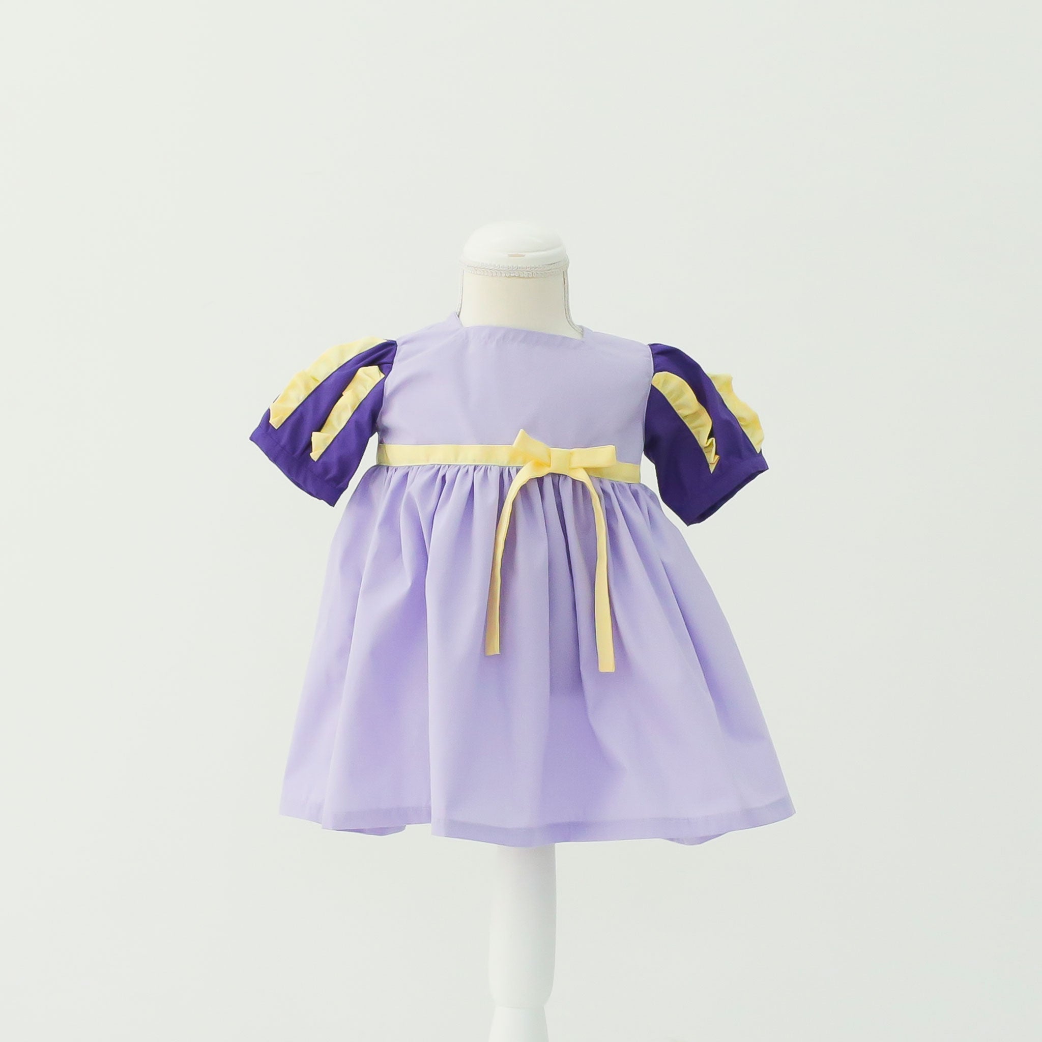 1歳誕生日におすすめ・パープル×イエローフリルのワンピース｜キッズ