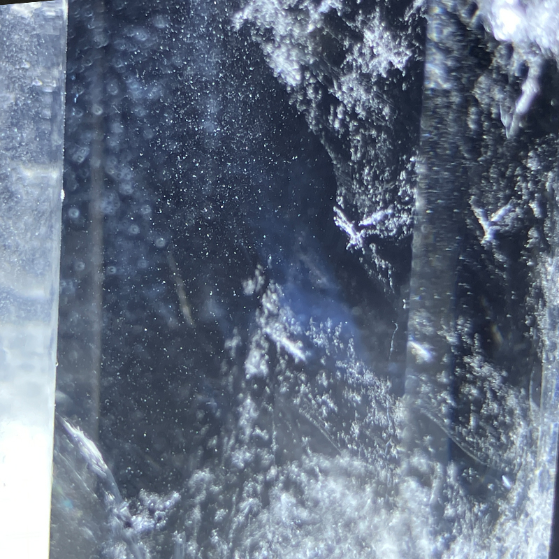 水晶ポイント（エンジェルラダー入り）約150g No,3099｜置物/彫り物