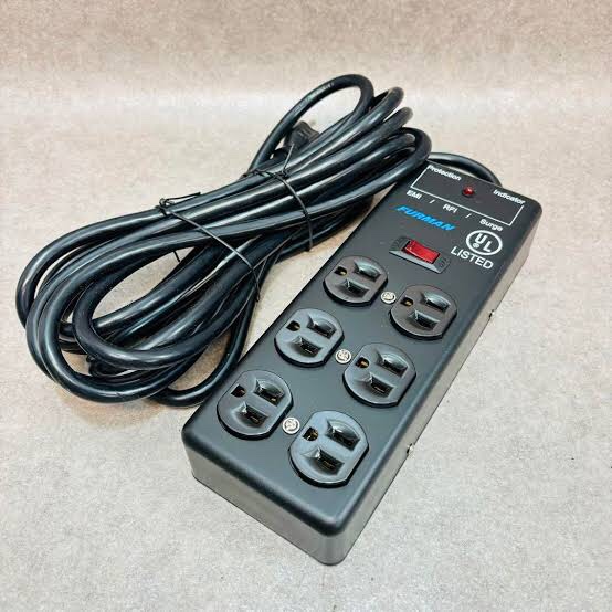 Furman ss-6b ノイズフィルター付き電源タップ(ギターノイズ対策) | HK
