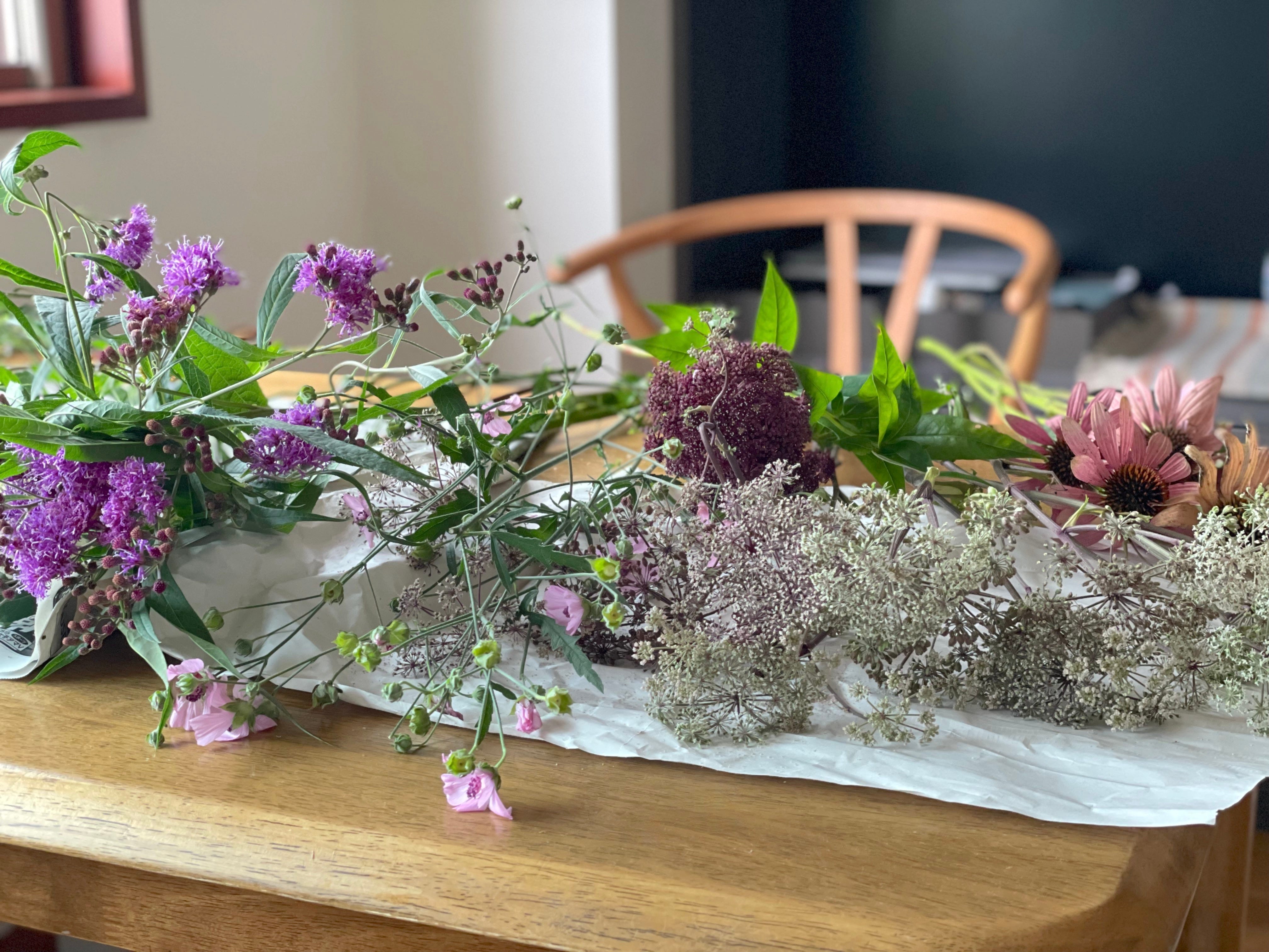 北海道・上野ファームでMLクラブの「インテリアのための花レッスン」10