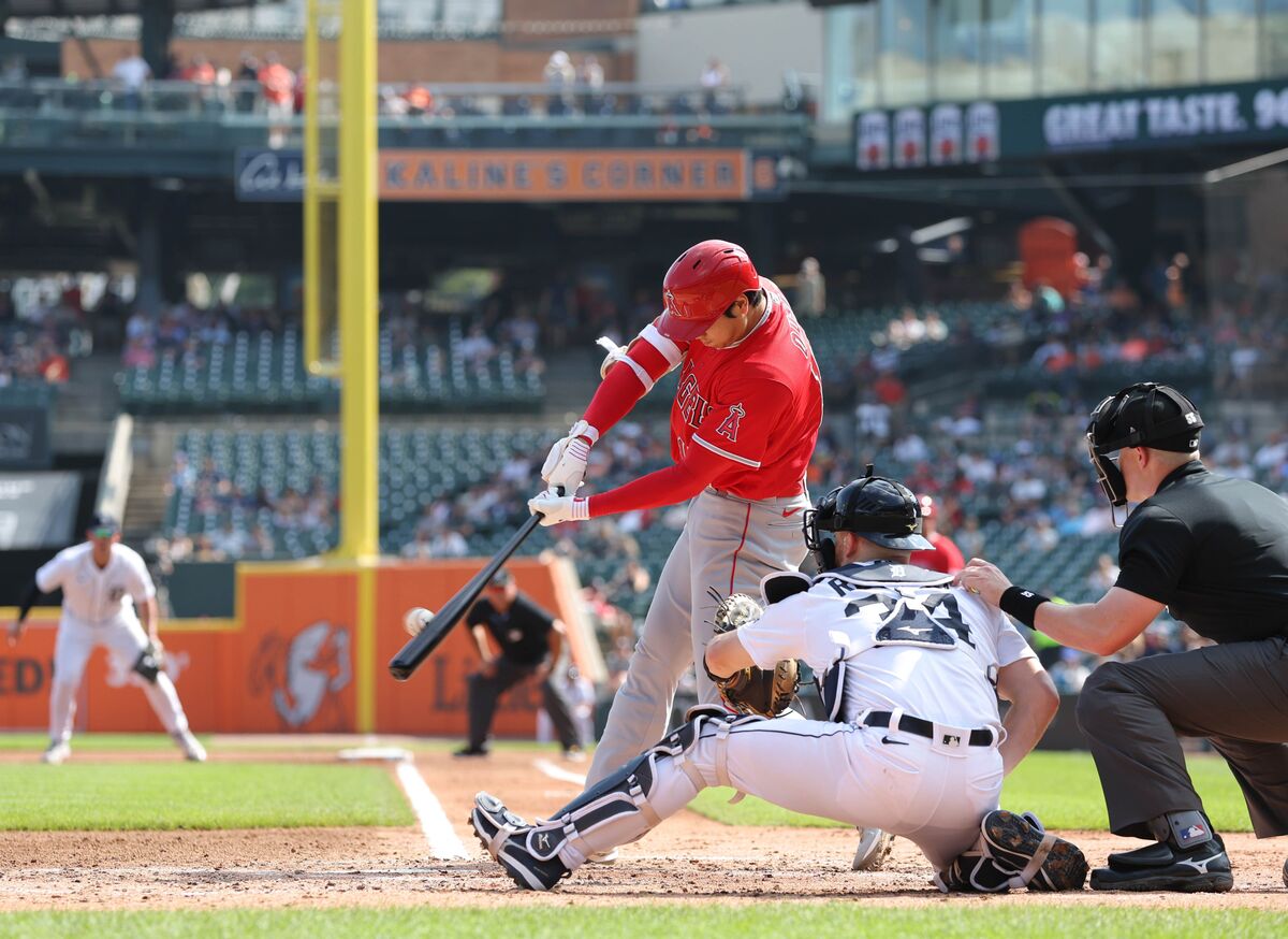 大谷翔平が史上初の快挙 ダブルヘッダーで完封勝利＆2本塁打 試合間は