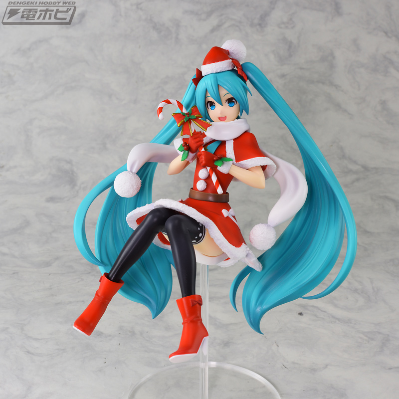 サンタ衣装の初音ミクがリアルフィギュアになってひと足早いクリスマス